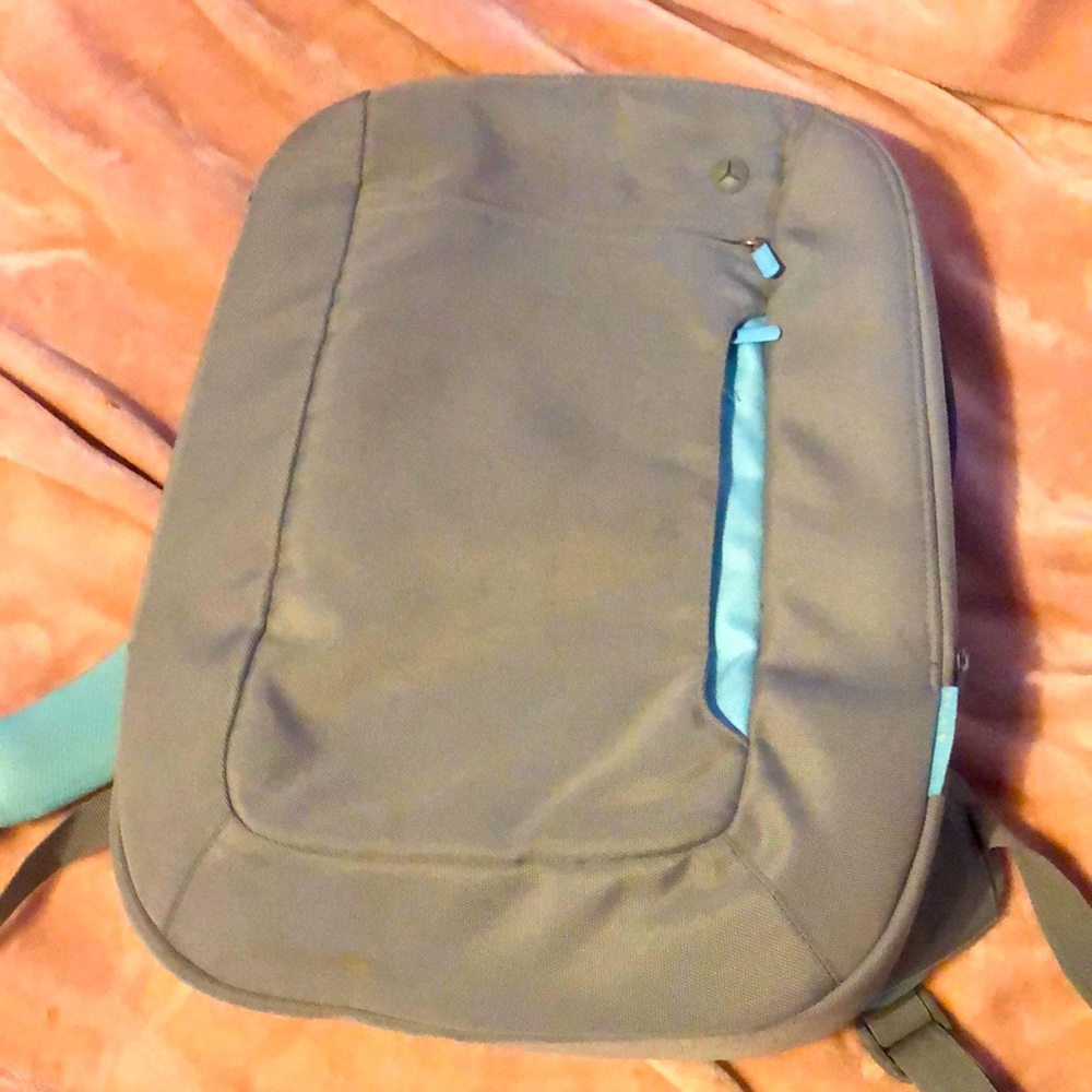 Grey Belkin laptop backpack